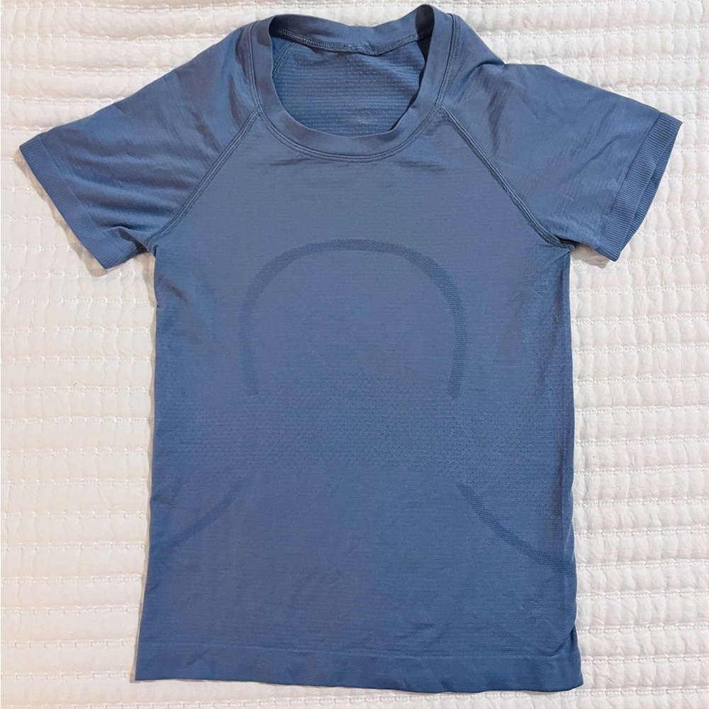 Lululemon Swiftly Tech Race Length Short Sleeve Shirt